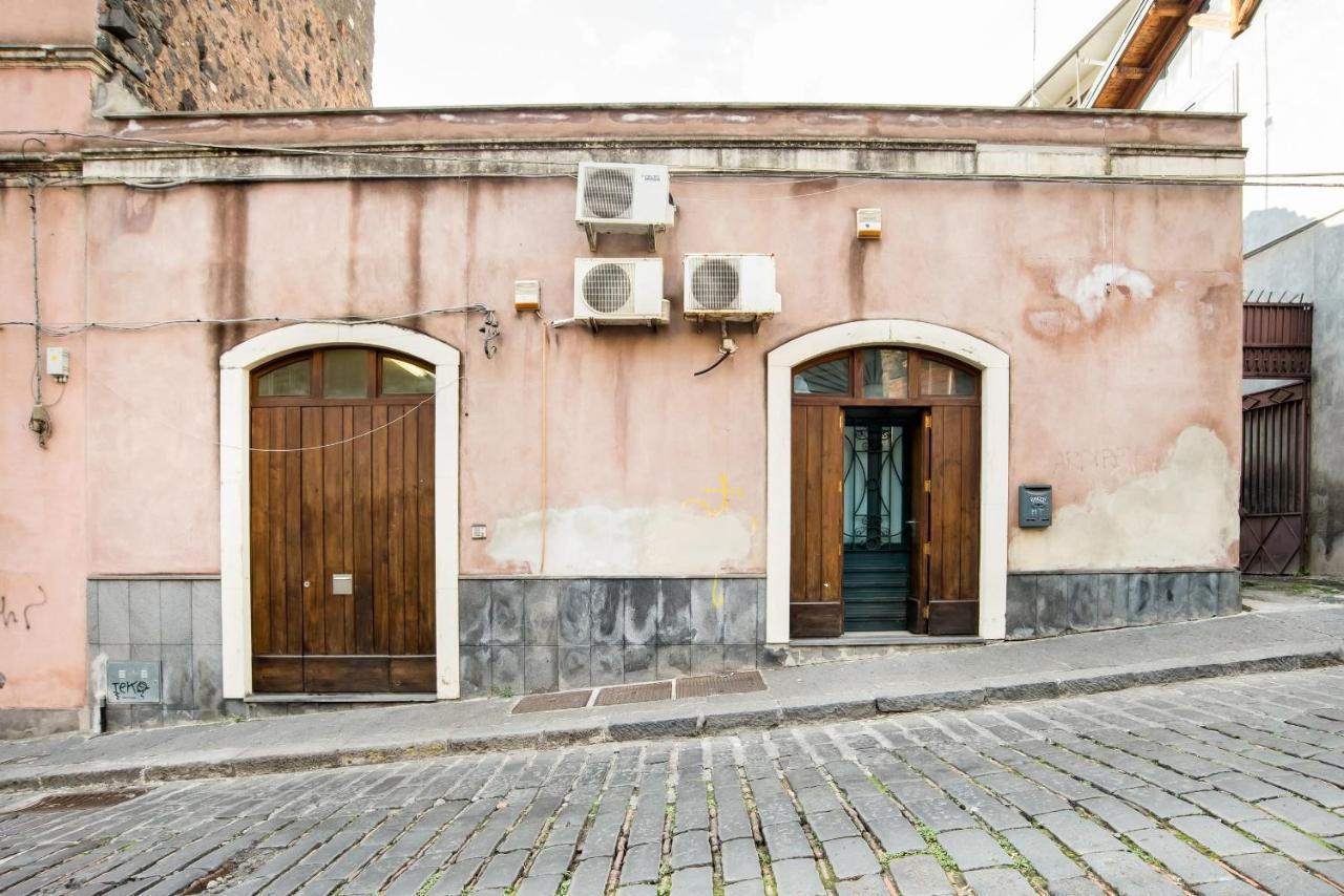 Appartamento Sant'Agostino Loft Aeroporto di Catania Fontana Rossa Esterno foto
